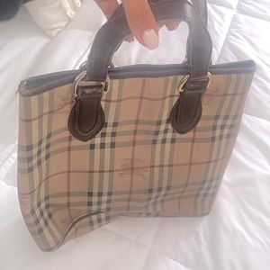 Pre-owned Burberry bag!